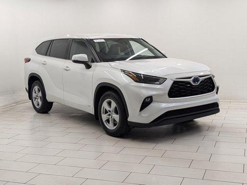 2023 Toyota Highlander Hybrid LE