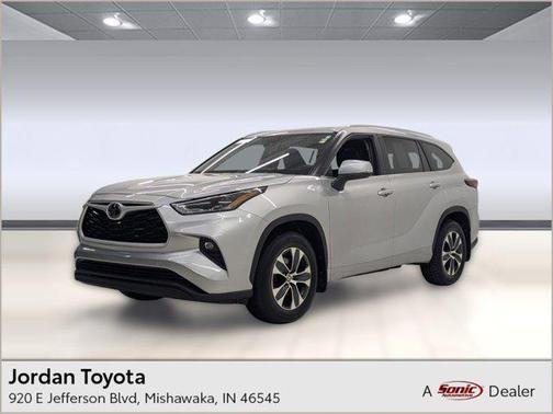 2025 Toyota Highlander XLE