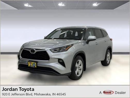 Celestial Silver Metallic 2020 Toyota Highlander LE