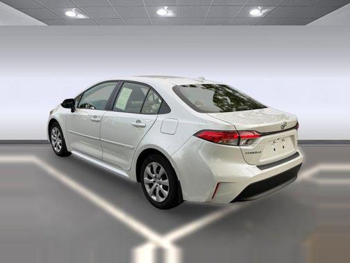 Wind Chill Pearl 2023 Toyota Corolla LE