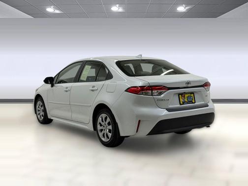 Wind Chill Pearl 2023 Toyota Corolla LE