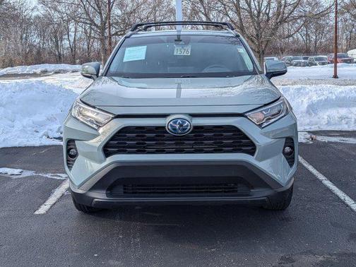2021 Toyota RAV4 Hybrid XLE Premium