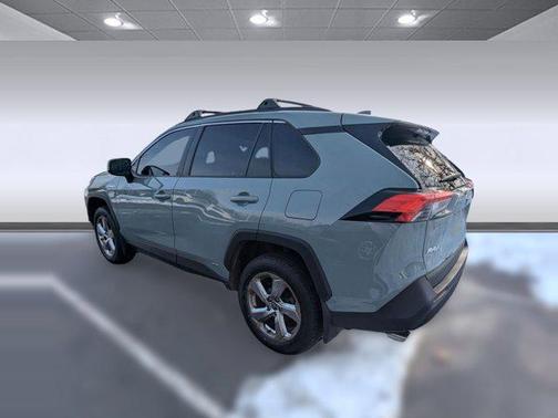 2021 Toyota RAV4 Hybrid XLE Premium