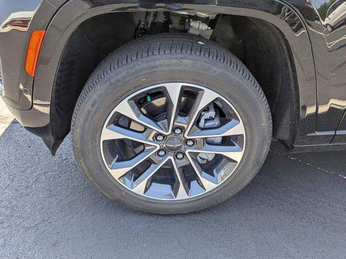 2022 Jeep Grand Cherokee 4xe Overland