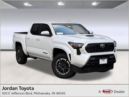 2025 Toyota Tacoma SR