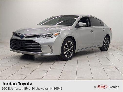2017 Toyota Avalon Hybrid XLE Premium