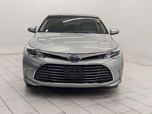 2017 Toyota Avalon Hybrid XLE Premium