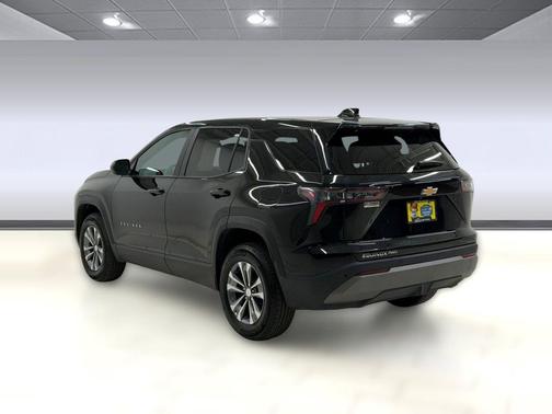 Mosaic Black Metallic 2026 Chevrolet Equinox 1LT