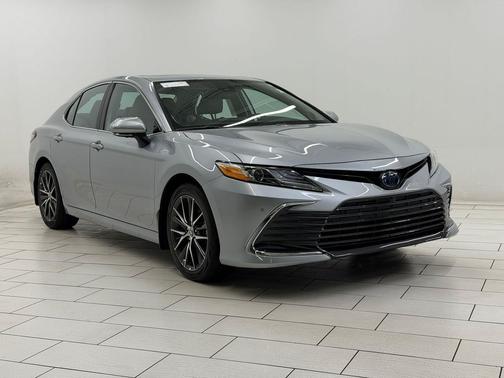 Celestial Silver Metallic 2024 Toyota Camry Hybrid XLE