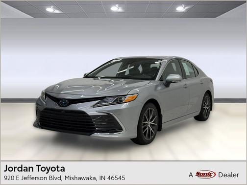 Celestial Silver Metallic 2024 Toyota Camry Hybrid XLE