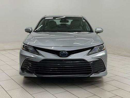 Celestial Silver Metallic 2024 Toyota Camry Hybrid XLE