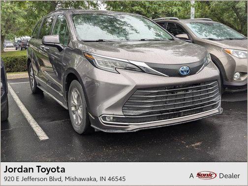 2021 Toyota Sienna XLE 7 Passenger