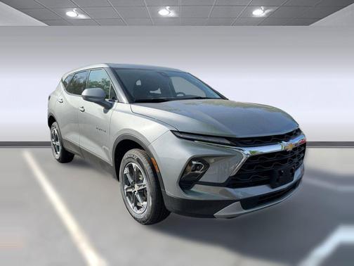 Sterling Gray Metallic 2025 Chevrolet Blazer 2LT