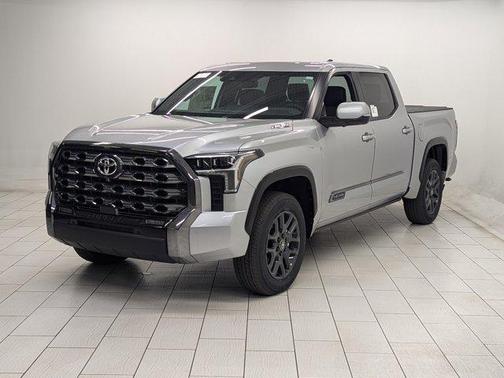 2025 Toyota Tundra Hybrid Platinum