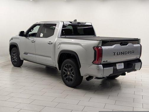 2025 Toyota Tundra Hybrid Platinum