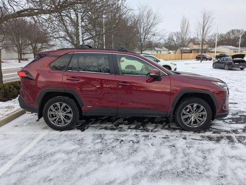 2023 Toyota RAV4 Hybrid XLE Premium