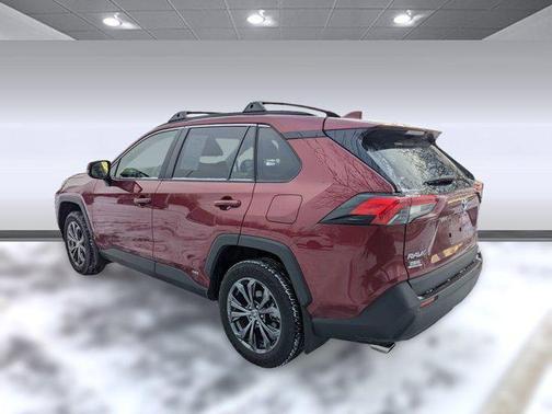 2023 Toyota RAV4 Hybrid XLE Premium