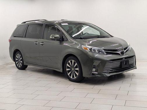 2020 Toyota Sienna Limited