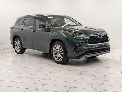 2024 Toyota Highlander Platinum