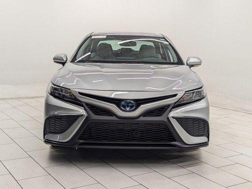 2024 Toyota Camry Hybrid SE