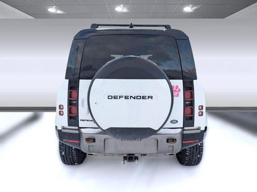 2022 Land Rover Defender 110 X-Dynamic SE
