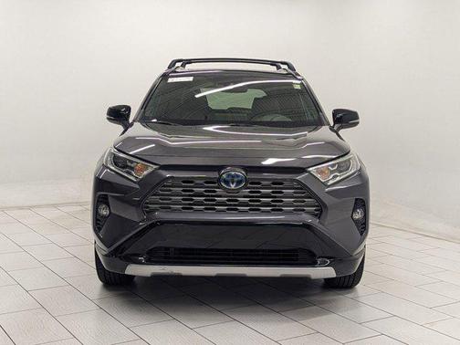2020 Toyota RAV4 Hybrid SE