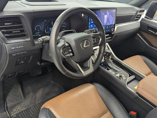 2025 Lexus GX 550 Luxury+