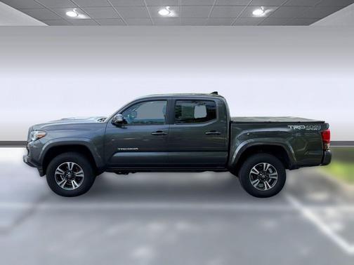 Magnetic Gray Metallic 2017 Toyota Tacoma TRD Sport