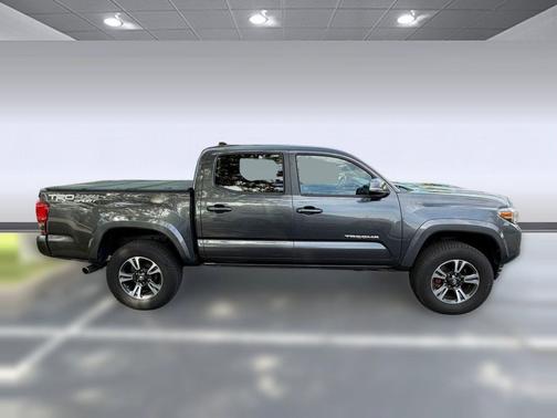 Magnetic Gray Metallic 2017 Toyota Tacoma TRD Sport