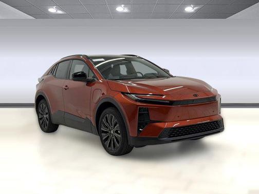 Tandoori 2026 Toyota C-HR SE