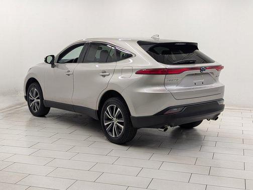 2022 Toyota Venza LE