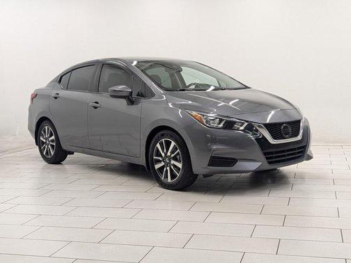 2020 Nissan Versa 1.6 SV