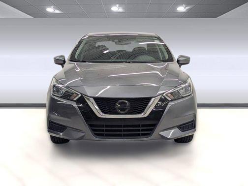 2020 Nissan Versa 1.6 SV
