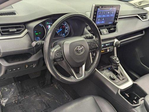 2022 Toyota RAV4 Hybrid XLE Premium