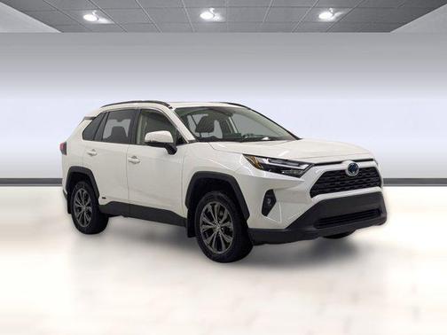 2022 Toyota RAV4 Hybrid XLE Premium