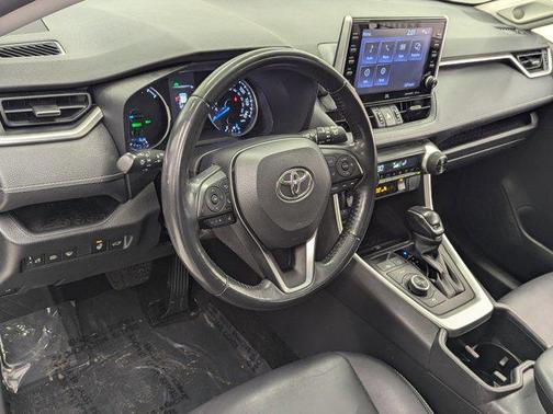 2022 Toyota RAV4 Hybrid XLE Premium