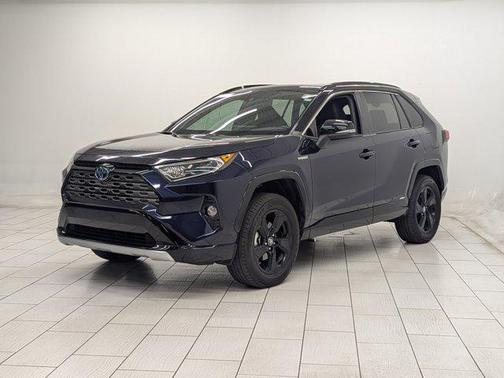 2020 Toyota RAV4 Hybrid SE