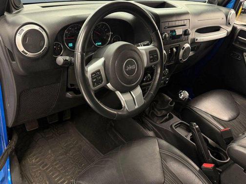 Hydro Blue Pearl Coat 2014 Jeep Wrangler Freedom Edition