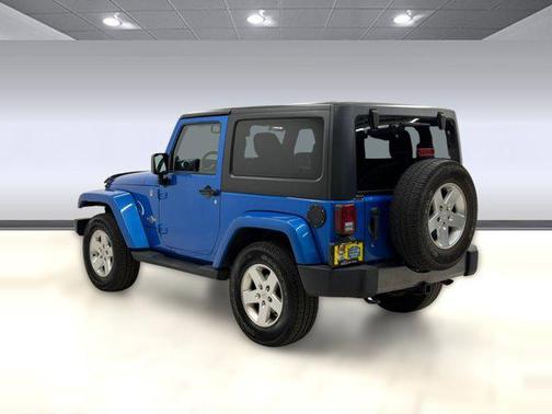 Hydro Blue Pearl Coat 2014 Jeep Wrangler Freedom Edition