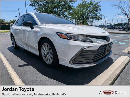 2022 Toyota Camry LE