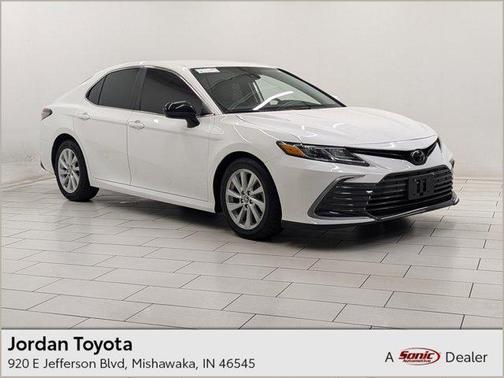 2022 Toyota Camry LE