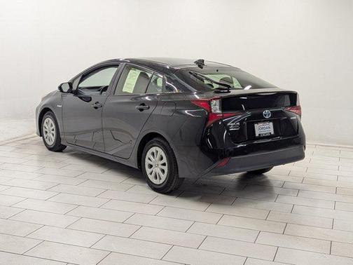 2019 Toyota Prius L