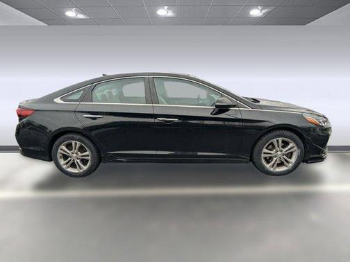 2018 Hyundai SONATA SEL