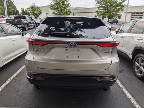 2022 Toyota Venza LE