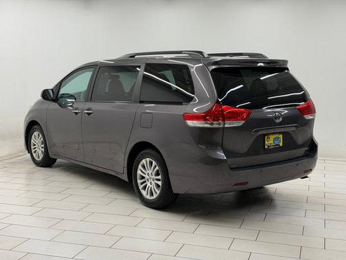 Predawn Gray Mica 2013 Toyota Sienna XLE