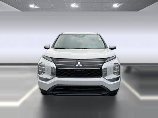 2025 Mitsubishi Outlander ES 2.5 S-AWC