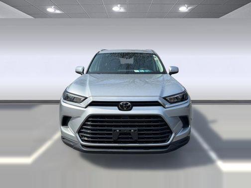 Celestial Silver Metallic 2024 Toyota Grand Highlander XLE