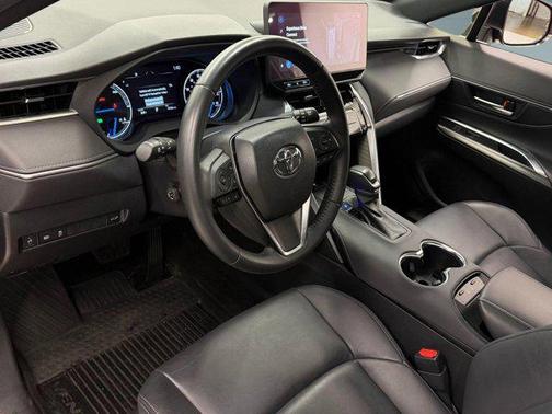 Ruby Flare Pearl 2024 Toyota Venza Nightshade Edition