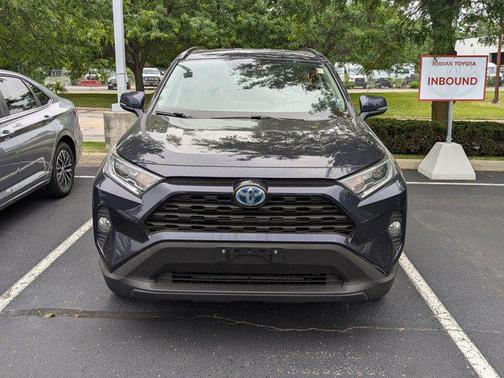 2020 Toyota RAV4 Hybrid XLE