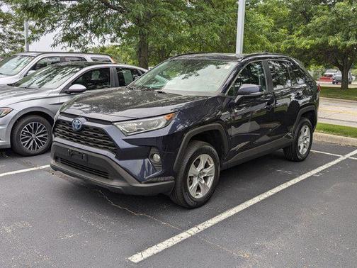 2020 Toyota RAV4 Hybrid XLE